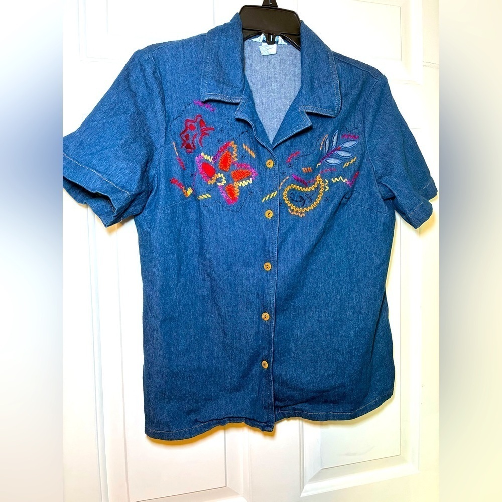 Napa Valley Blues Medium Denim Embroidered Button Up Blouse Short Sleeve BOHO